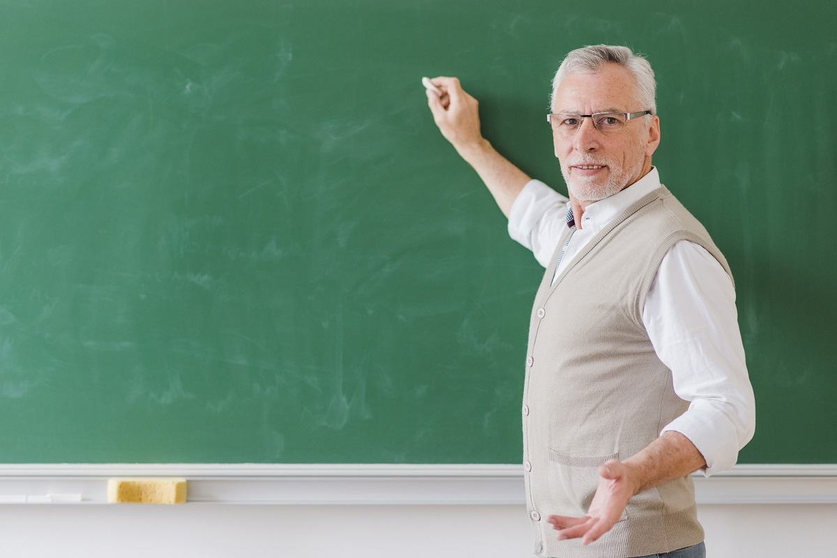 Sanctiuni dure pentru profesorii care incalca regulile. Ce patesc dascalii agresivi si pe cei care fac meditatii cu elevii de la clasa